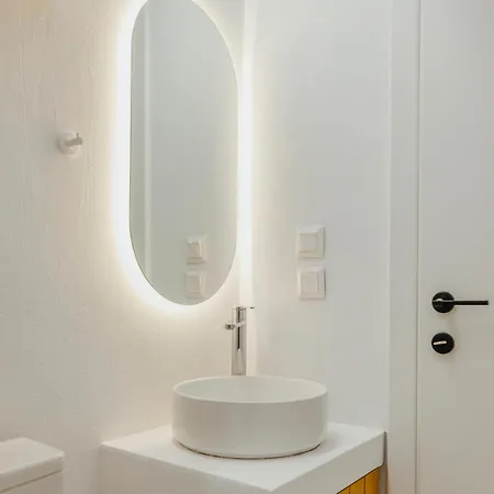 Luxury Penthouse By The White Tower *